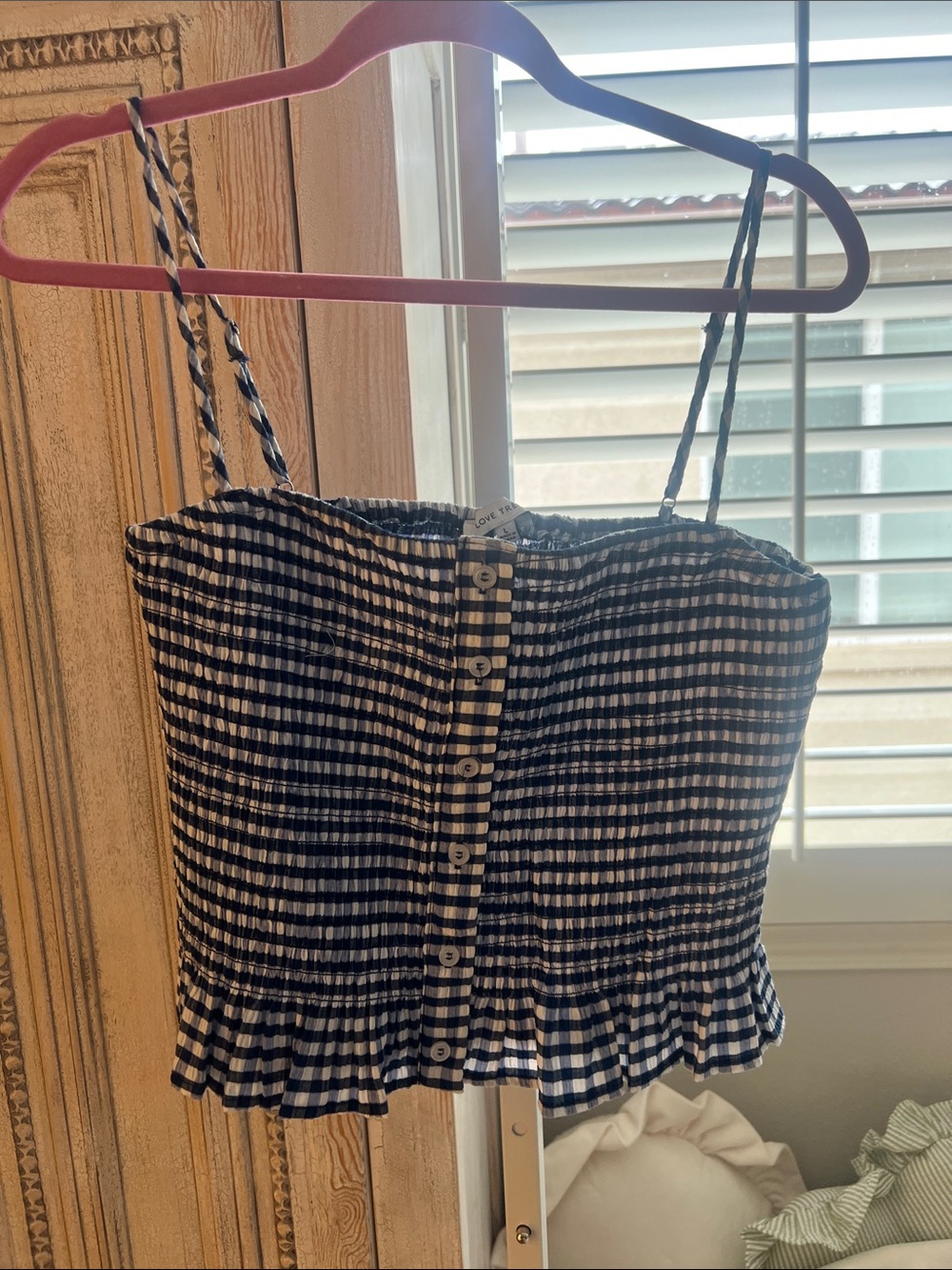 Love Tree Black & White Gingham Button-Front Crop Tank